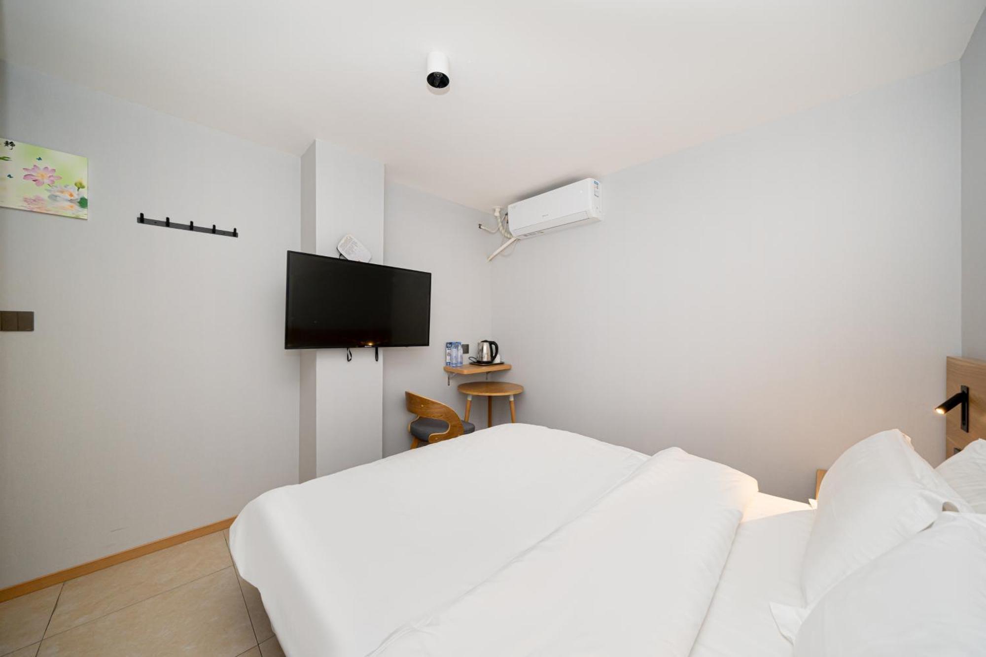 Dengba Inn-fengqiao Road Subway Station Global Harbor Branch * Shanghai