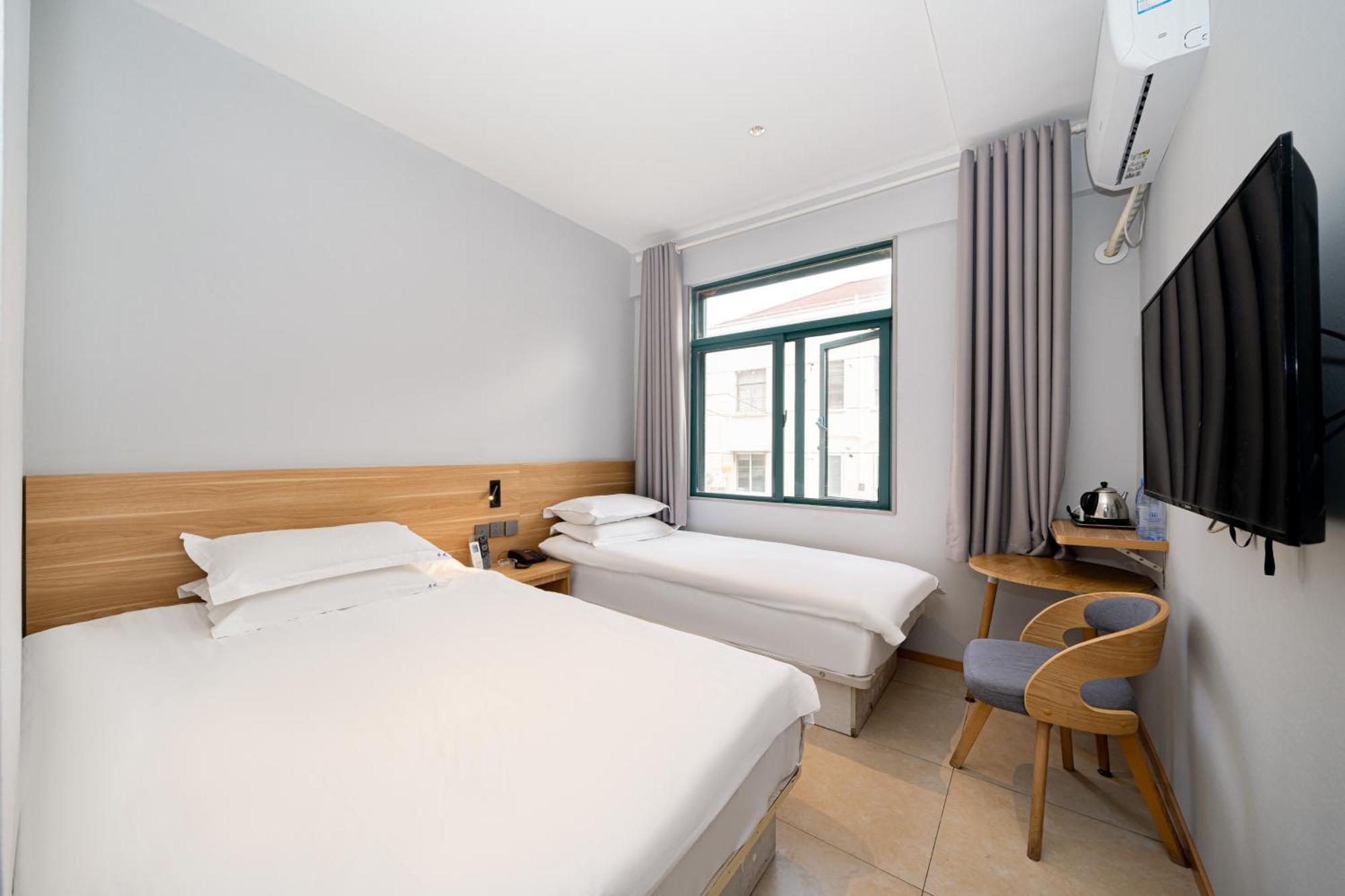 Dengba Inn-fengqiao Road Subway Station Global Harbor Branch Hostel *