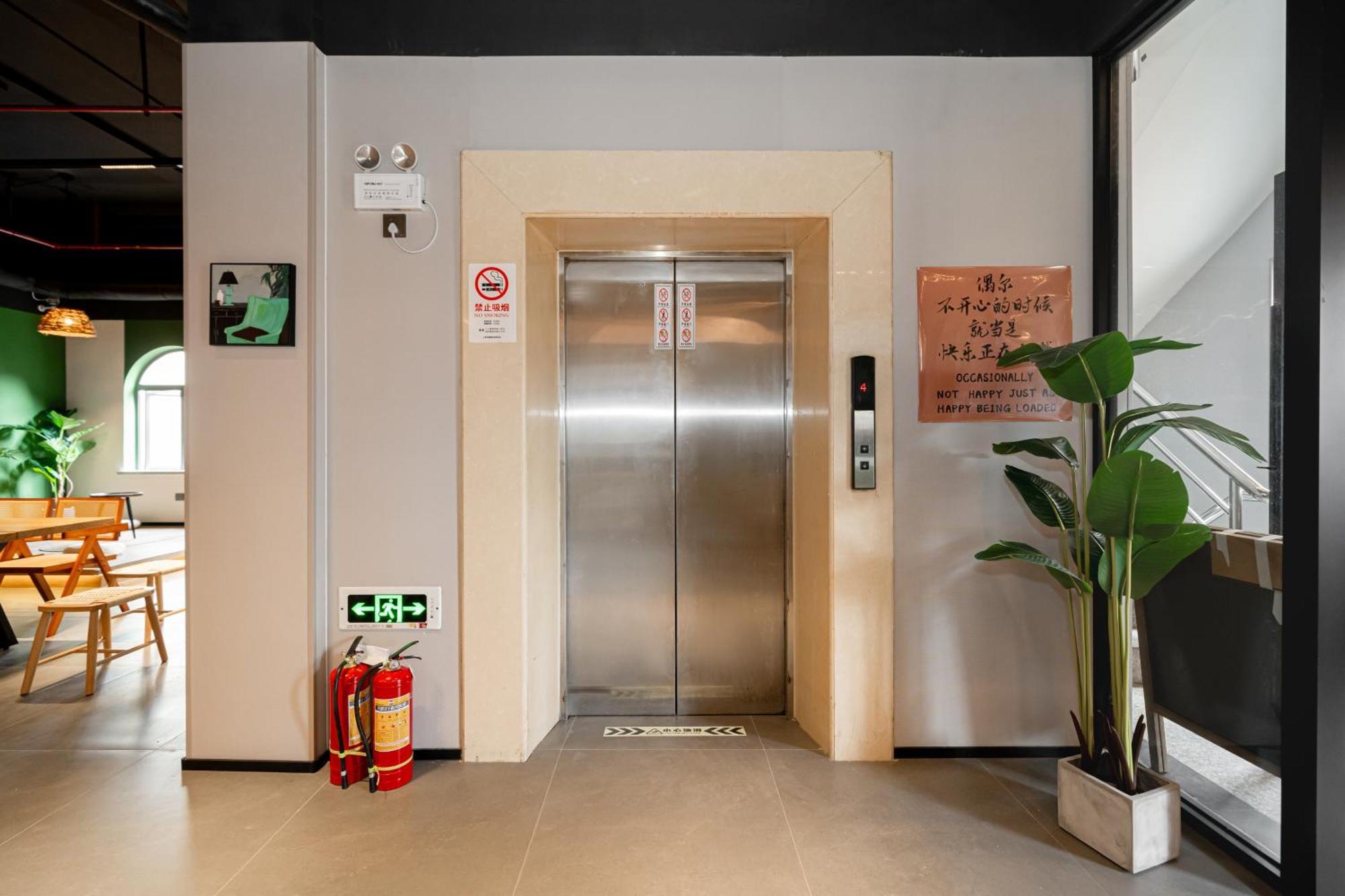 Dengba Inn-fengqiao Road Subway Station Global Harbor Branch *