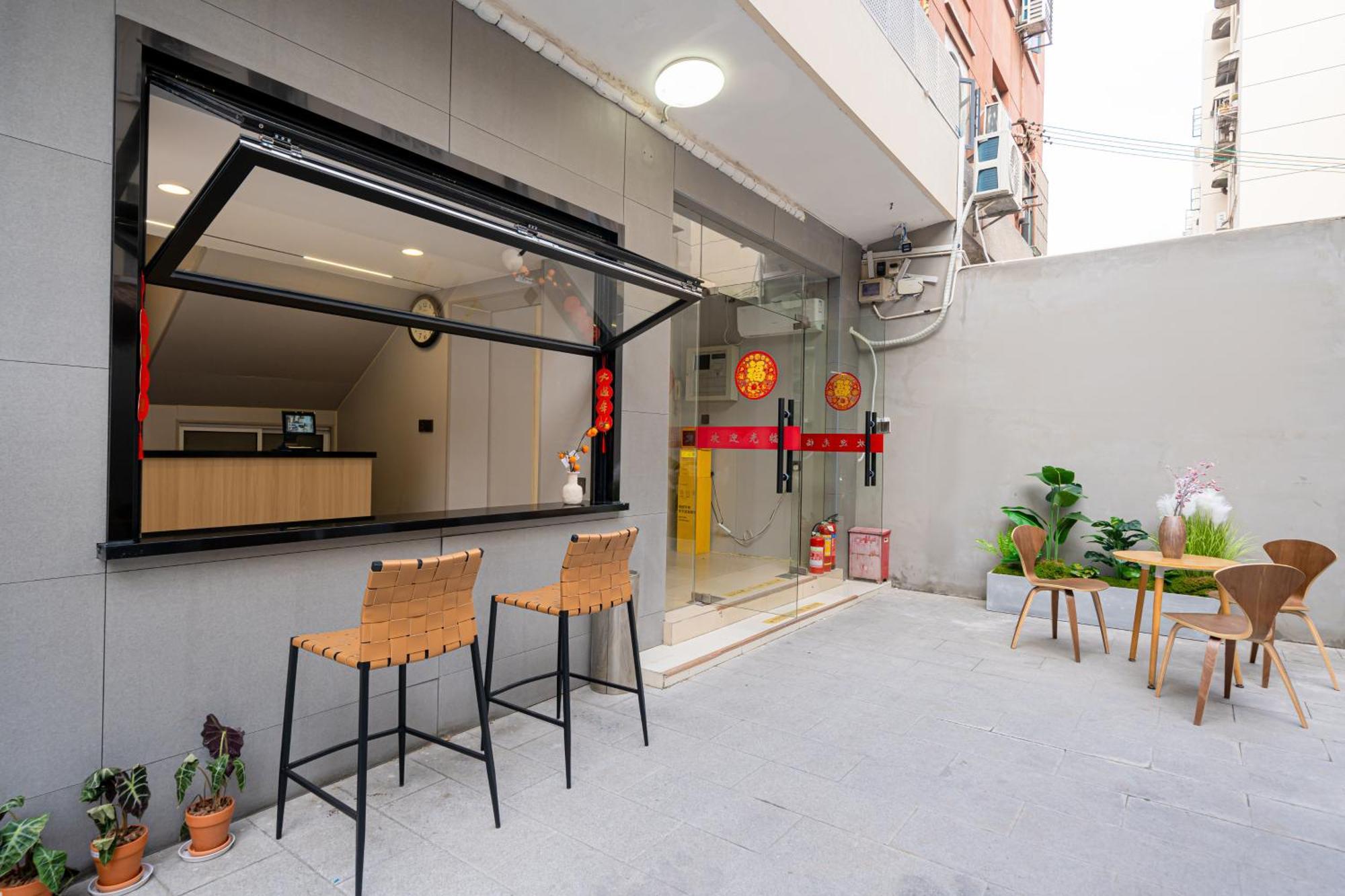 Dengba Inn-fengqiao Road Subway Station Global Harbor Branch