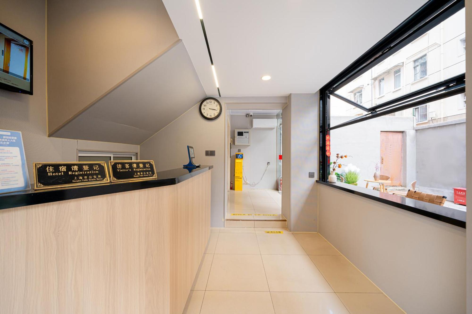 Dengba Inn-fengqiao Road Subway Station Global Harbor Branch